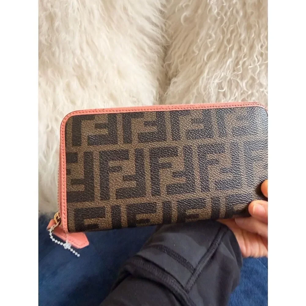 FENDI FF Large Zippy Wallet